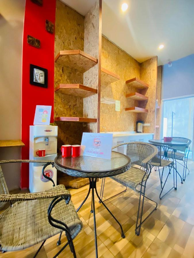 Frutta Hostel Patong المظهر الخارجي الصورة
