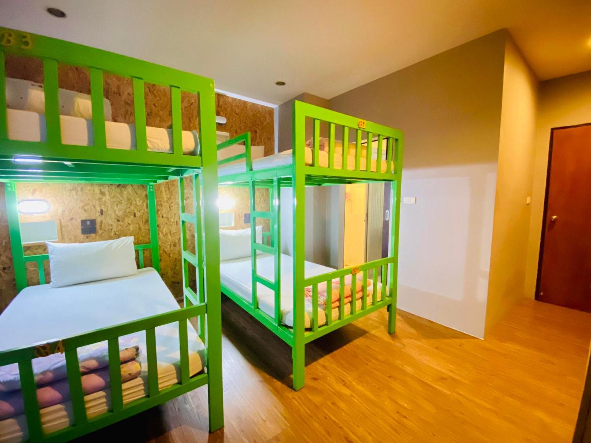 Frutta Hostel Patong المظهر الخارجي الصورة